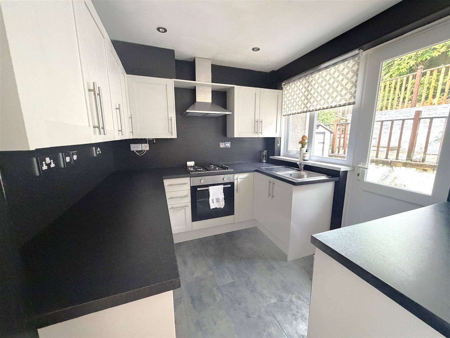 Woodcote, Killay, Swansea, SA2 7AZ